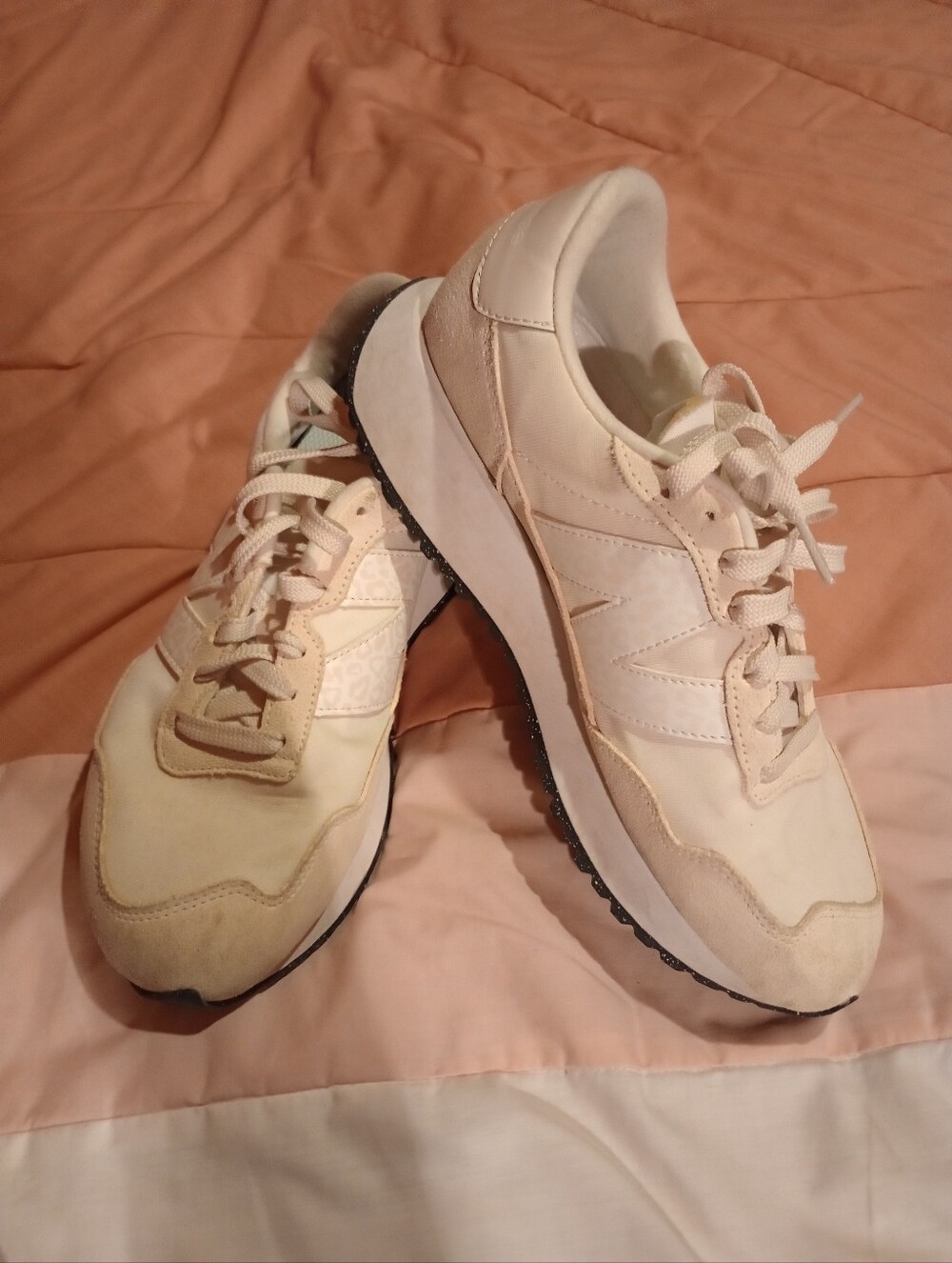New Balance Women's Fashion Sneakers